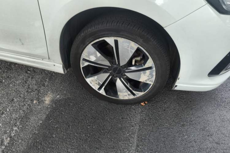 Used BAIC Beijing EU7 2022 Trendy Edition Right Front Wheel Hub