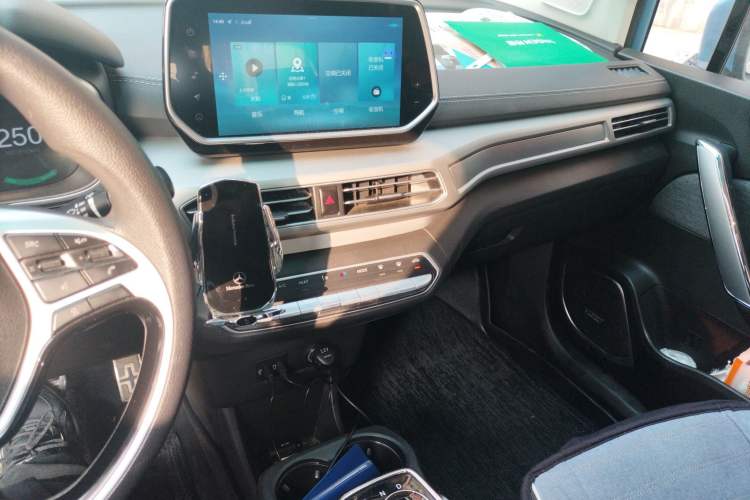 Used BAIC Beijing EX3 2019 R600 Strong Wind Edition Audio And AC Panel