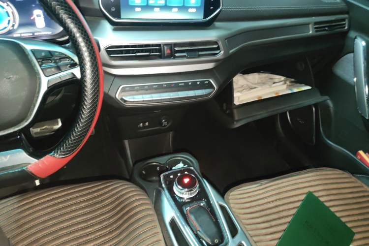 Used BAIC Beijing EX3 2019 Xianshang Limited Edition Audio And AC Panel