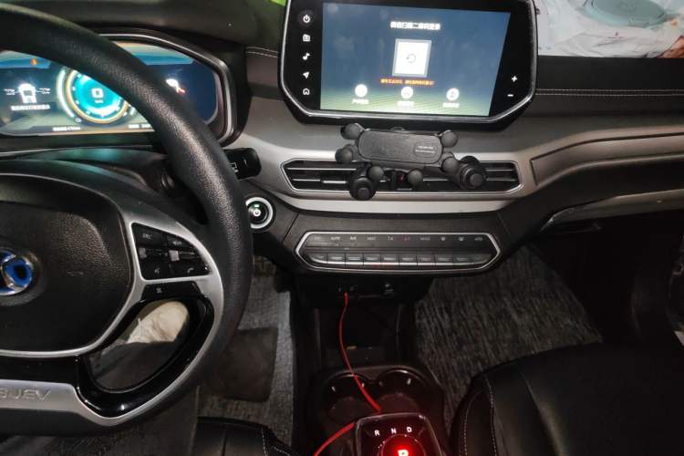 Used BAIC Beijing EX3 2019 R600 Strong Wind Edition Audio And AC Panel
