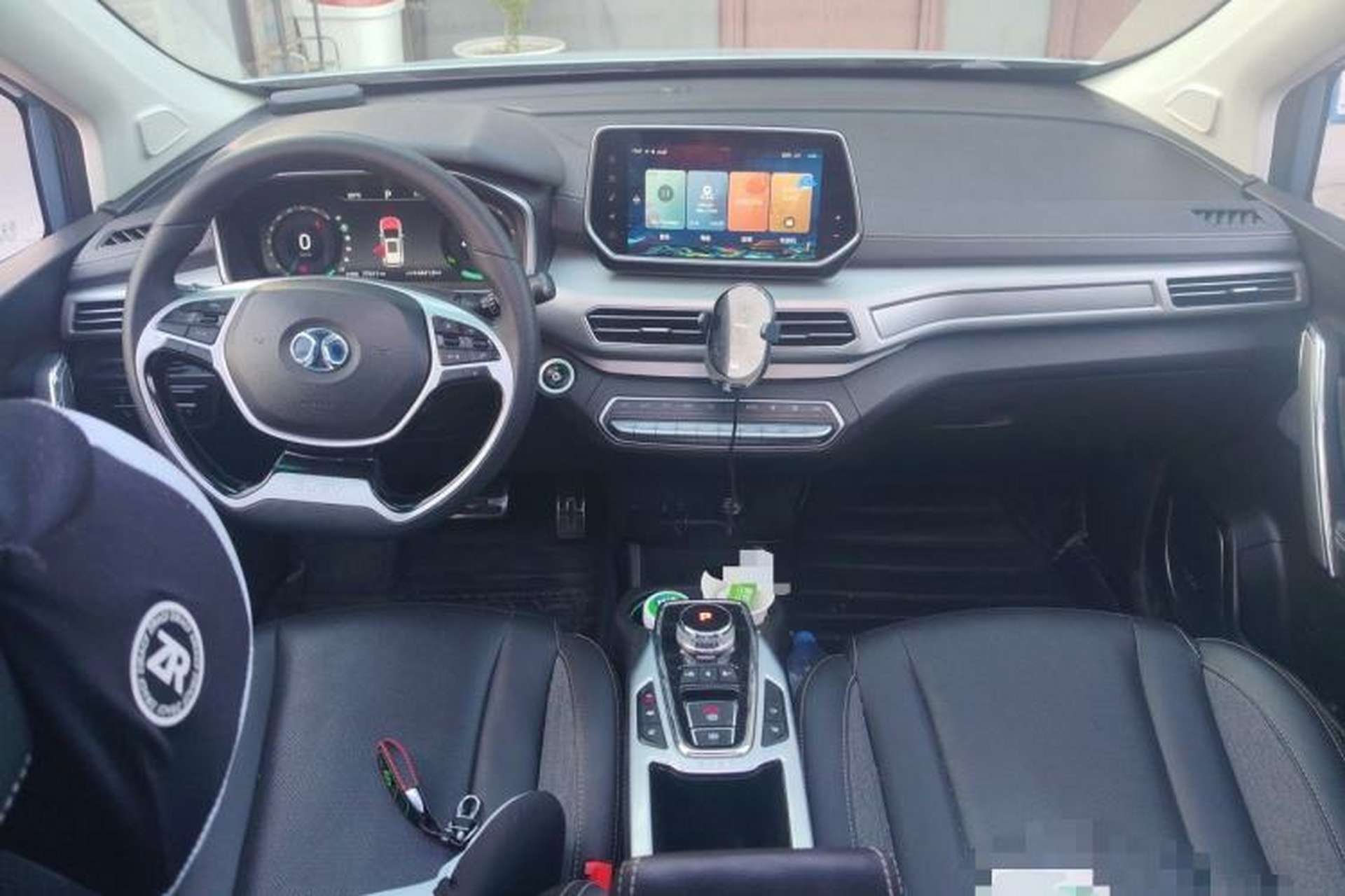 Used BAIC Beijing EX3 2019 R600 Elite Edition Center Console
