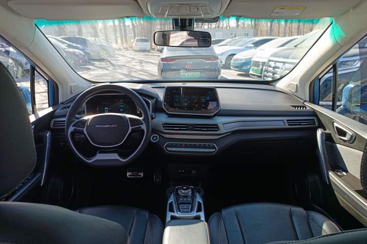 Used BAIC Beijing EX3 2019 R600 Strong Wind Edition Center Console