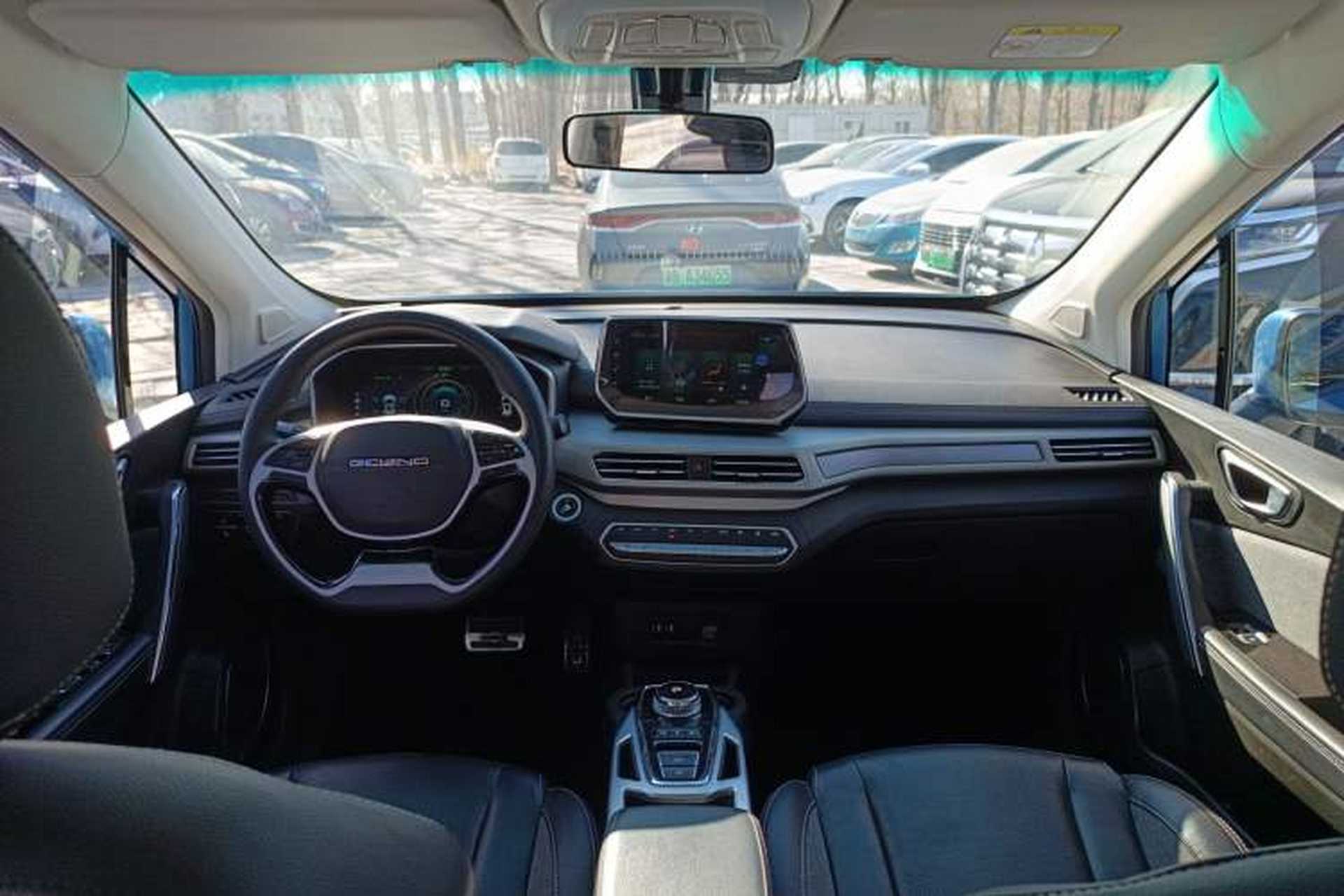 Used BAIC Beijing EX3 2019 R600 Strong Wind Edition Center Console