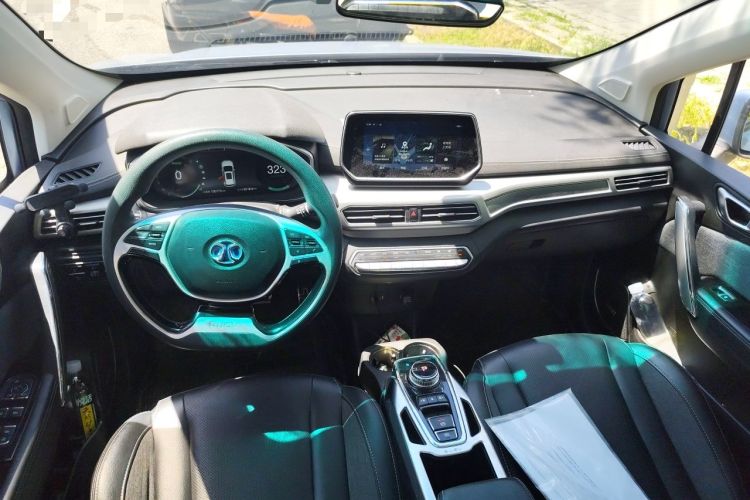 Used BAIC Beijing EX3 2019 R600 Strong Wind Edition Center Console