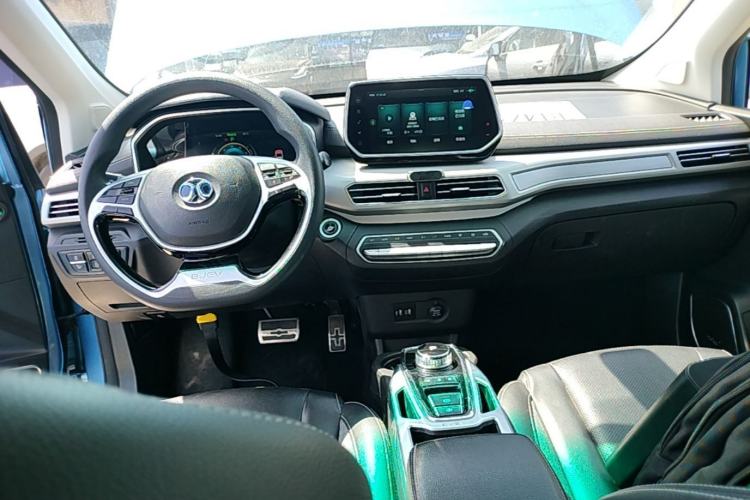 Used BAIC Beijing EX3 2019 R600 Strong Wind Edition Center Console