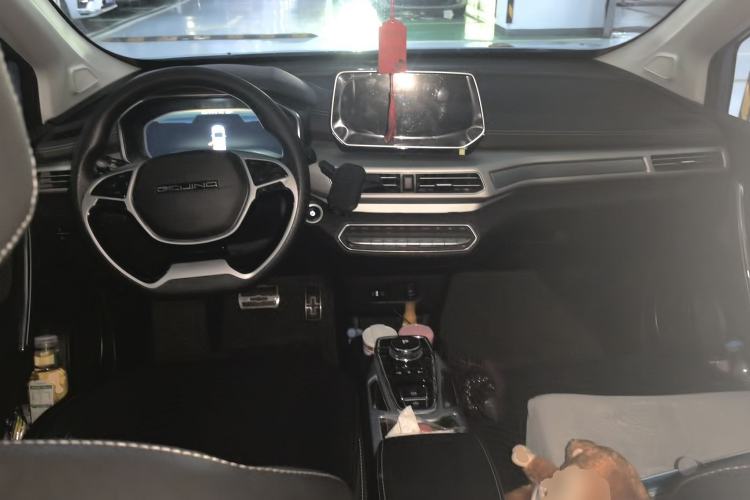 Used BAIC Beijing EX3 2019 R600 Strong Wind Edition Center Console