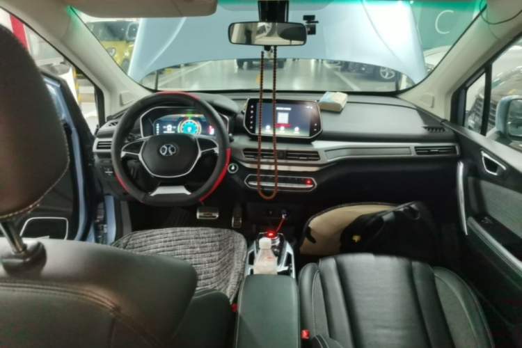 Used BAIC Beijing EX3 2019 R600 Strong Wind Edition Center Console