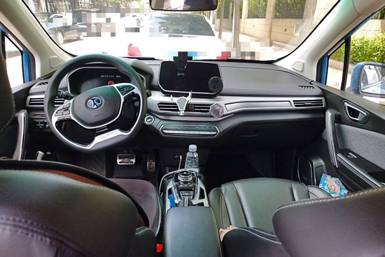 Used BAIC Beijing EX3 2019 R600 Strong Wind Edition Center Console