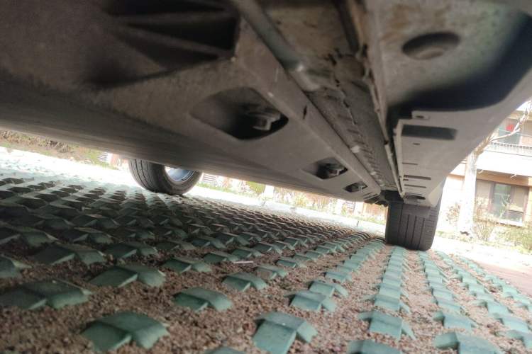 Used BAIC Beijing EX3 2019 Xianshang Limited Edition Chassis Front Left