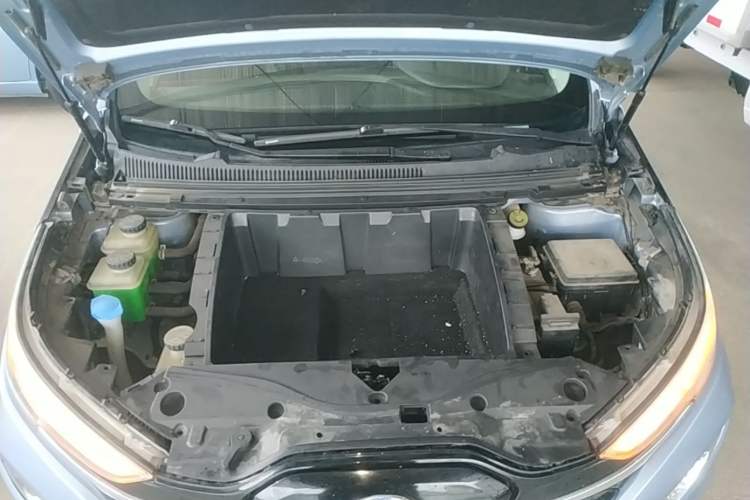 Used BAIC Beijing EX3 2019 R600 Trendy Edition Engine Bay