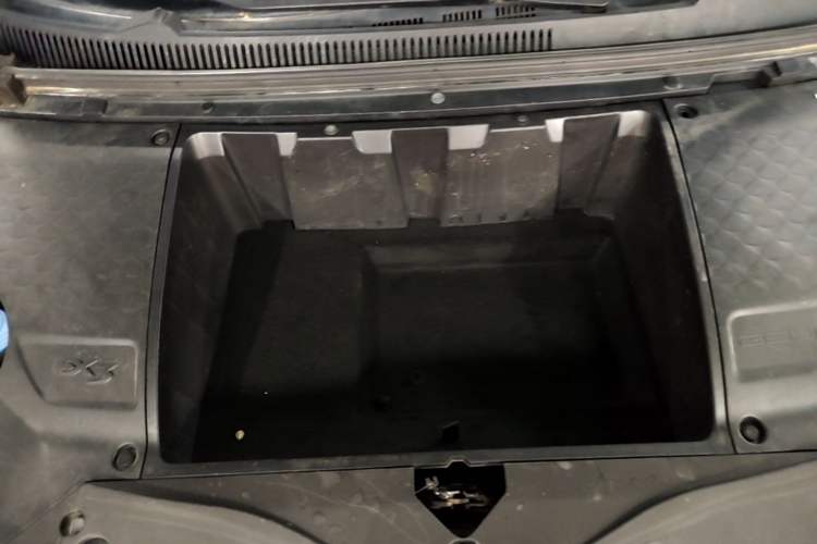 Used BAIC Beijing EX3 2019 R600 Trendy Edition Engine Bay