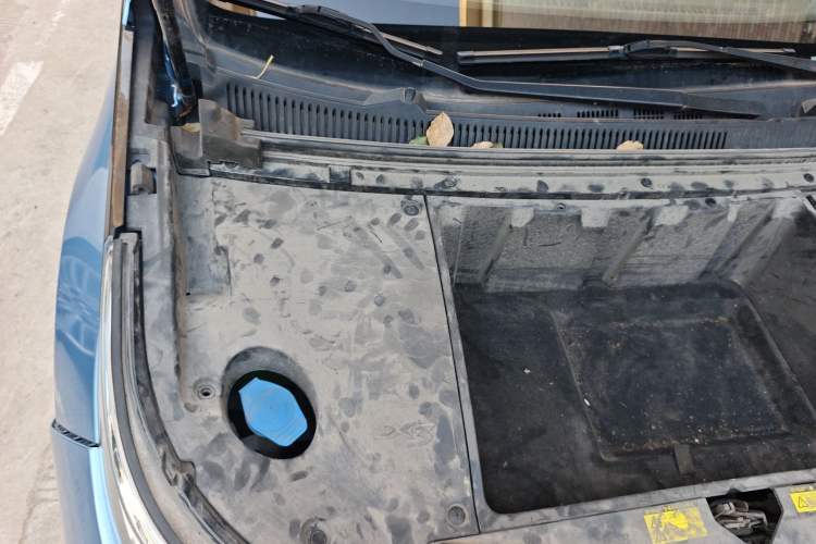 Used BAIC Beijing EX3 2019 R600 Jingshang Edition Engine Bay Right