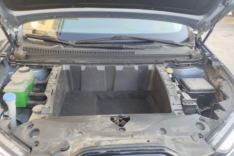 Used BAIC Beijing EX3 2019 R600 Jingshang Edition Engine Bay