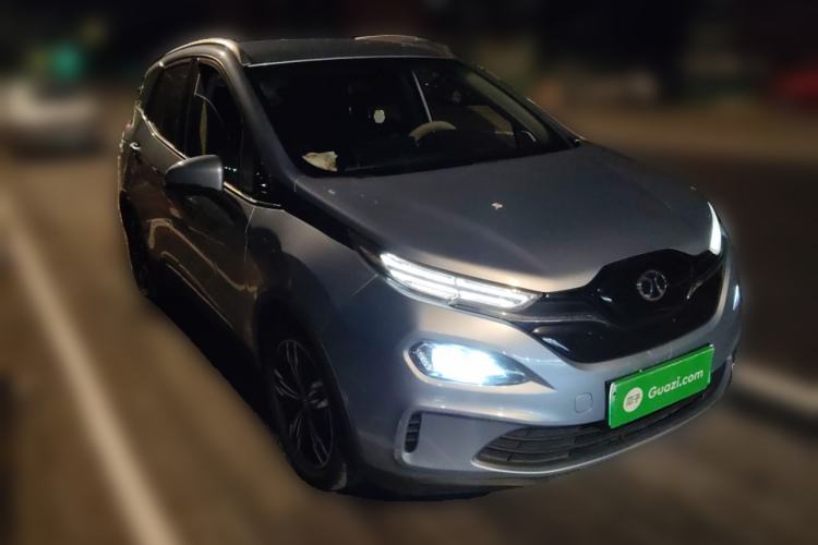 Used BAIC Beijing EX3 2019 R600 Strong Wind Edition Exterior 2