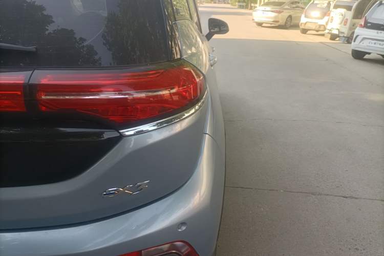 Used BAIC Beijing EX3 2019 Xianshang Limited Edition Exterior 3