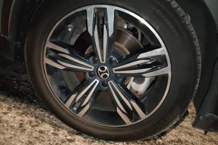 Used BAIC Beijing EX3 2019 R600 Strong Wind Edition Exterior 7