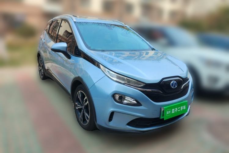 Used BAIC Beijing EX3 2019 Xianshang Limited Edition Front Right 45 Deg