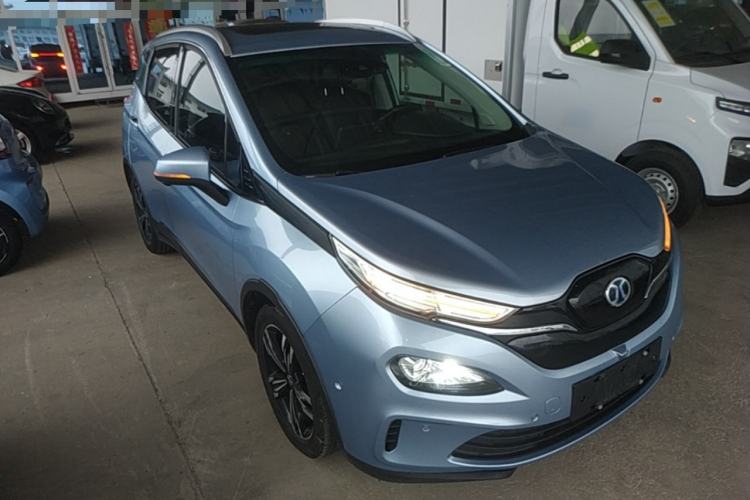 Used BAIC Beijing EX3 2019 R600 Trendy Edition Front Right 45 Deg