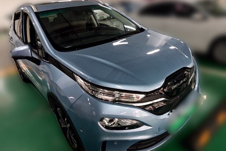 Used BAIC Beijing EX3 2019 R600 Trendy Edition Front Right 45 Deg