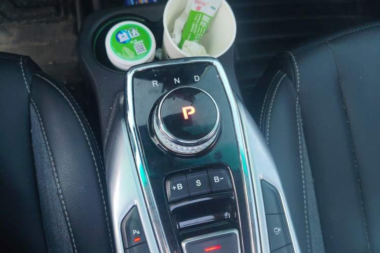 Used BAIC Beijing EX3 2019 R600 Elite Edition Gear Lever