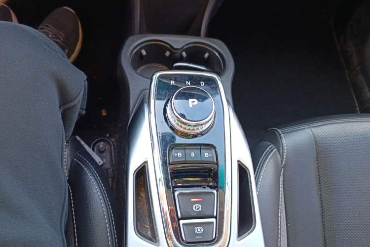 Used BAIC Beijing EX3 2019 R600 Strong Wind Edition Gear Lever