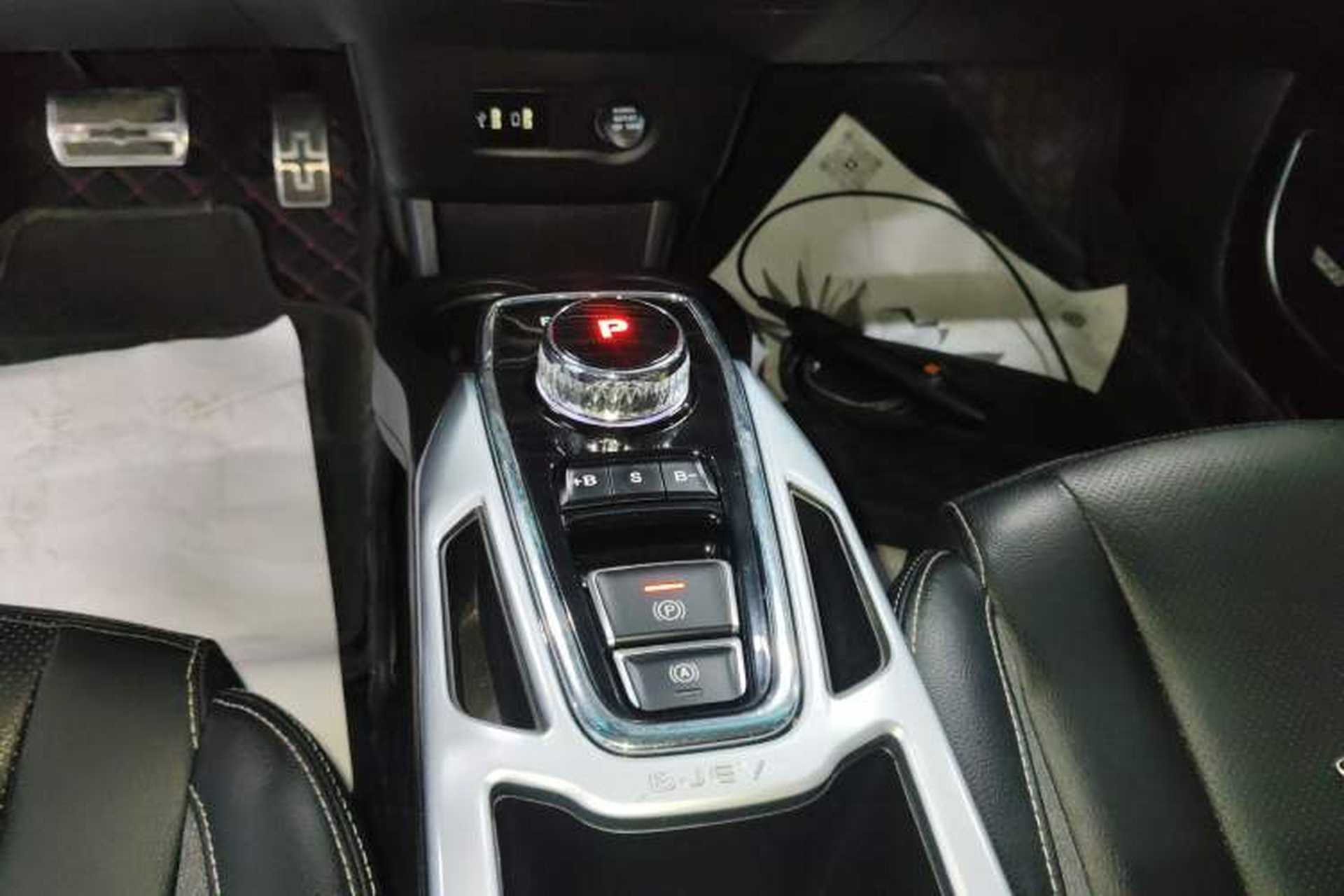 Used BAIC Beijing EX3 2019 R600 Jingshang Edition Gear Lever