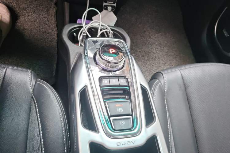 Used BAIC Beijing EX3 2019 R600 Jingshang Edition Gear Lever