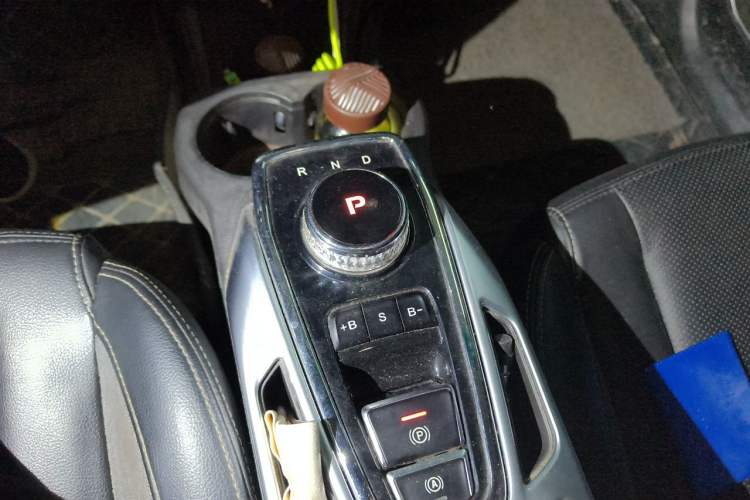 Used BAIC Beijing EX3 2019 R600 Jingshang Edition Gear Lever