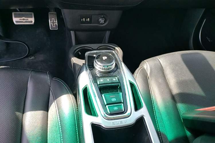 Used BAIC Beijing EX3 2019 R600 Strong Wind Edition Gear Lever