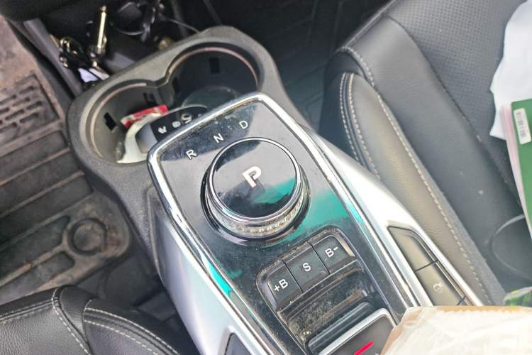 Used BAIC Beijing EX3 2019 R600 Trendy Edition Gear Lever
