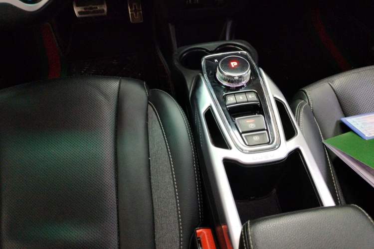 Used BAIC Beijing EX3 2019 R600 Jingshang Edition Gear Lever