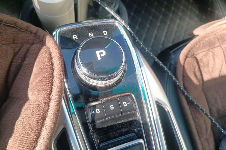 Used BAIC Beijing EX3 2019 R600 Strong Wind Edition Gear Lever