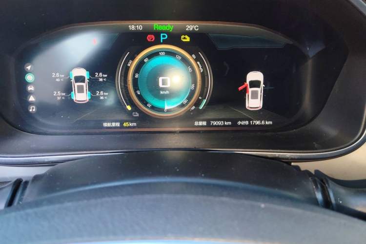 Used BAIC Beijing EX3 2019 R600 Jingshang Edition Odometer Close Up