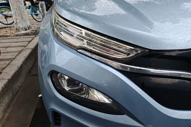 Used BAIC Beijing EX3 2019 R600 Strong Wind Edition Right Front Headlight