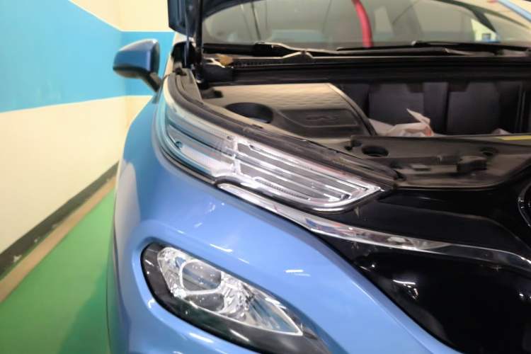 Used BAIC Beijing EX3 2019 R600 Strong Wind Edition Right Front Headlight
