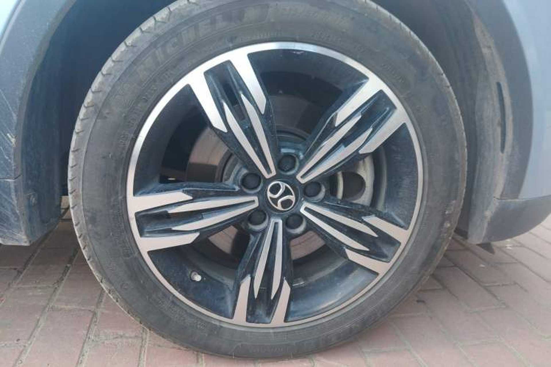 Used BAIC Beijing EX3 2019 R600 Elite Edition Right Front Wheel Hub