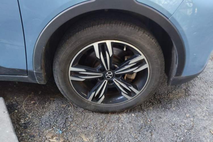 Used BAIC Beijing EX3 2019 R600 Jingshang Edition Right Front Wheel Hub