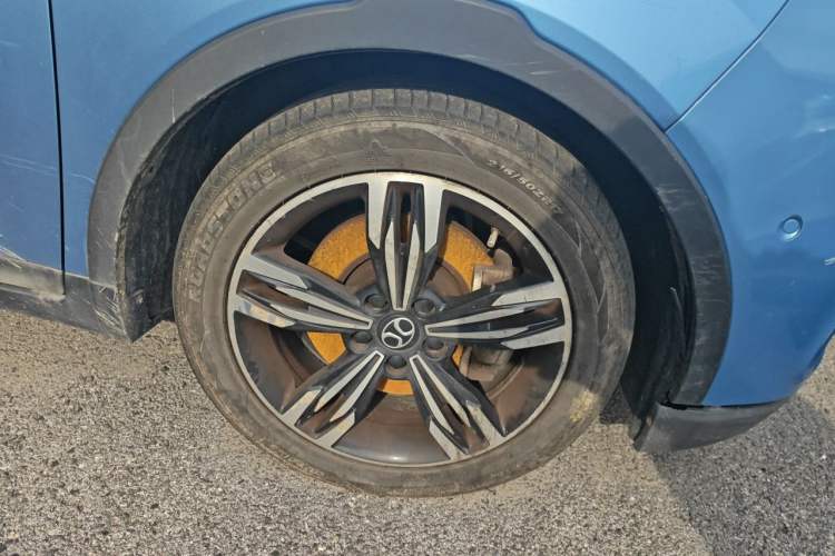 Used BAIC Beijing EX3 2019 R600 Trendy Edition Right Front Wheel Hub