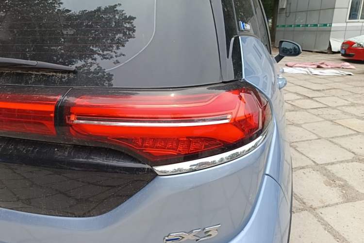 Used BAIC Beijing EX3 2019 R600 Jingshang Edition Right Rear Taillight