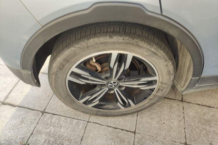 Used BAIC Beijing EX3 2019 R600 Jingshang Edition Right Rear Wheel Hub