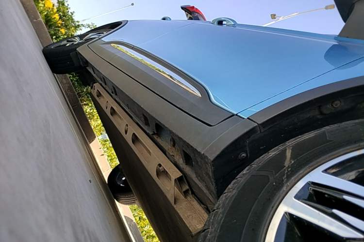 Used BAIC Beijing EX3 2019 R600 Strong Wind Edition Right Side Sill
