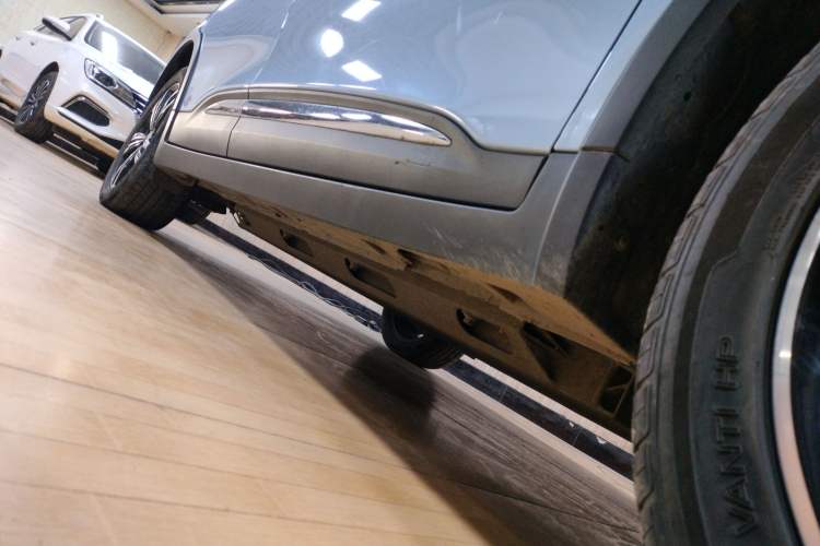 Used BAIC Beijing EX3 2019 R600 Jingshang Edition Right Side Sill