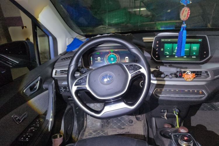 Used BAIC Beijing EX3 2019 R600 Jingshang Edition Steering Wheel