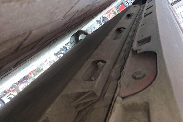 Used BAIC Beijing EX3 2019 R600 Jingshang Edition Chassis Front Right