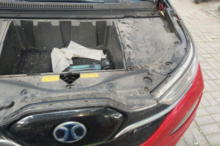 Used BAIC Beijing EX3 2019 R600 Elite Edition Engine Bay Left