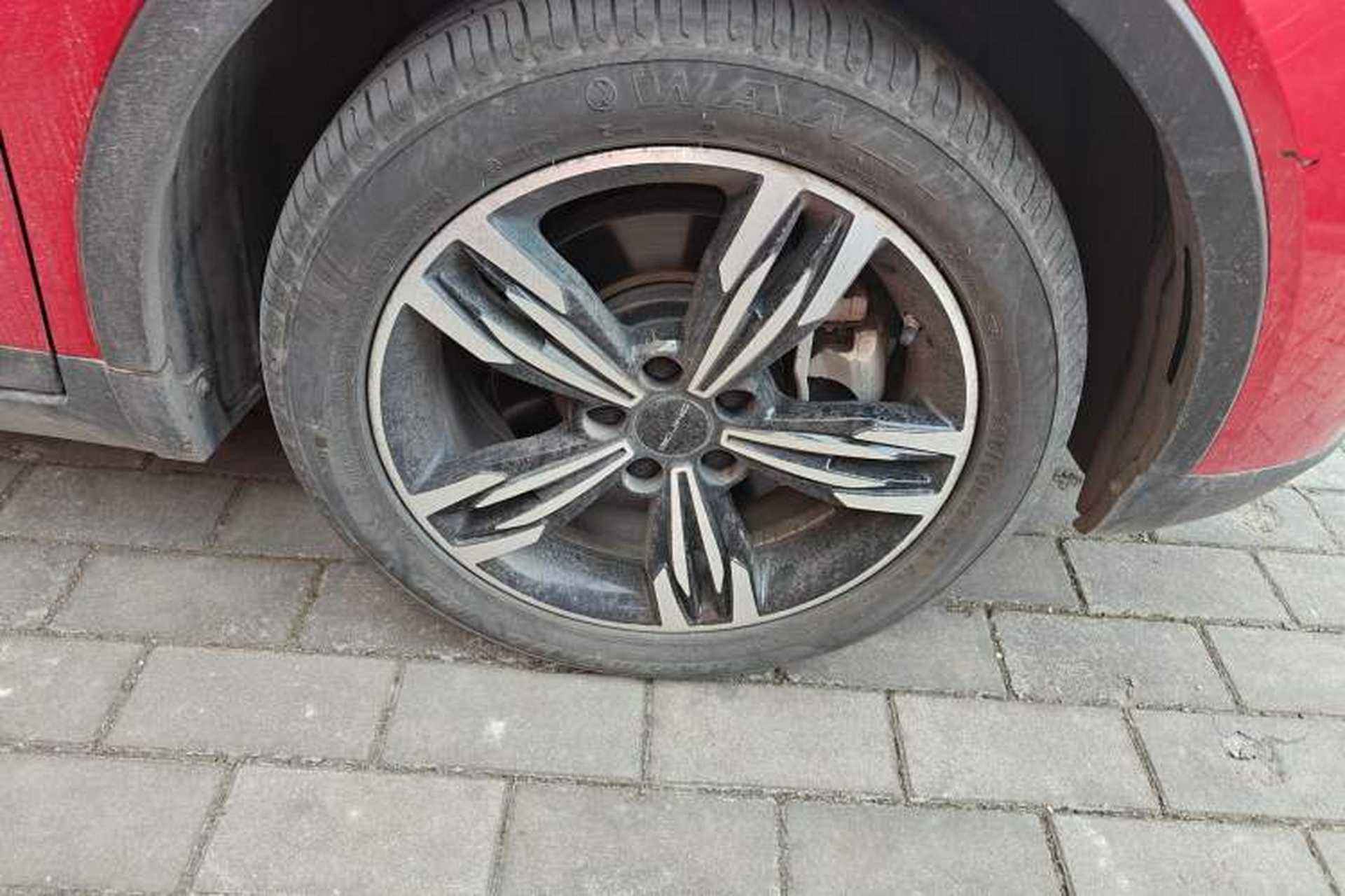 Used BAIC Beijing EX3 2019 R600 Jingshang Edition Right Front Wheel Hub