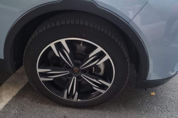 Used BAIC Beijing EX3  Right Front Wheel Hub