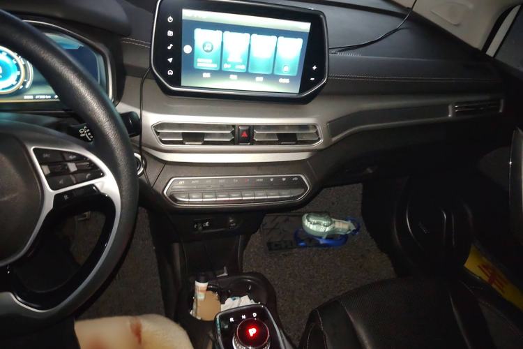 Used BAIC Beijing EX3 2019 R600 Strong Wind Edition Audio And AC Panel