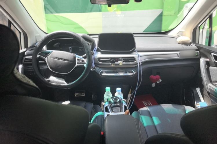 Used BAIC Beijing EX3 2019 R600 Strong Wind Edition Center Console