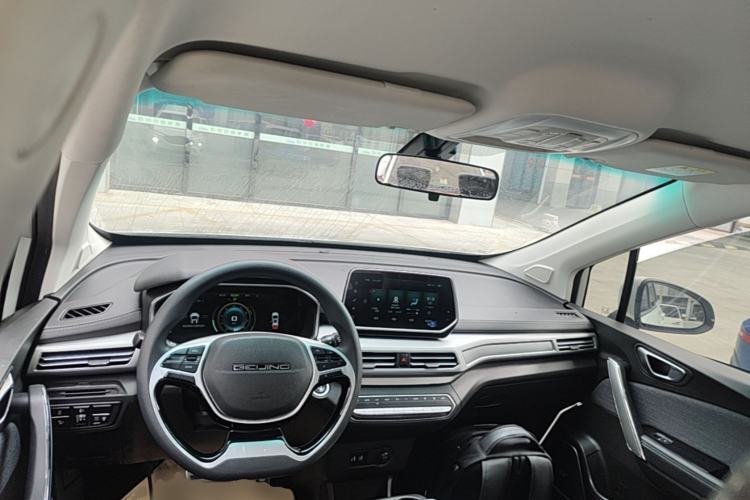Used BAIC Beijing EX3 2019 R600 Strong Wind Edition Center Console